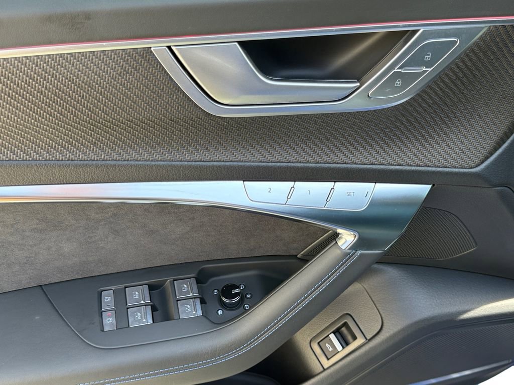 Used 2025 Audi RS 6 performance image 11