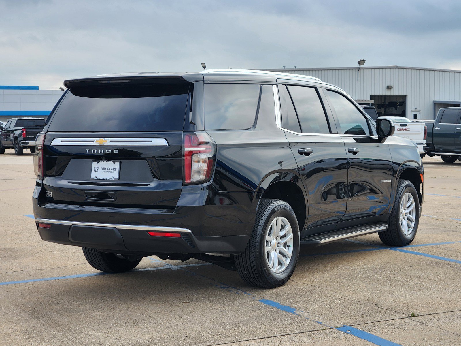 Used 2023 Chevrolet Tahoe LS RWD image 5