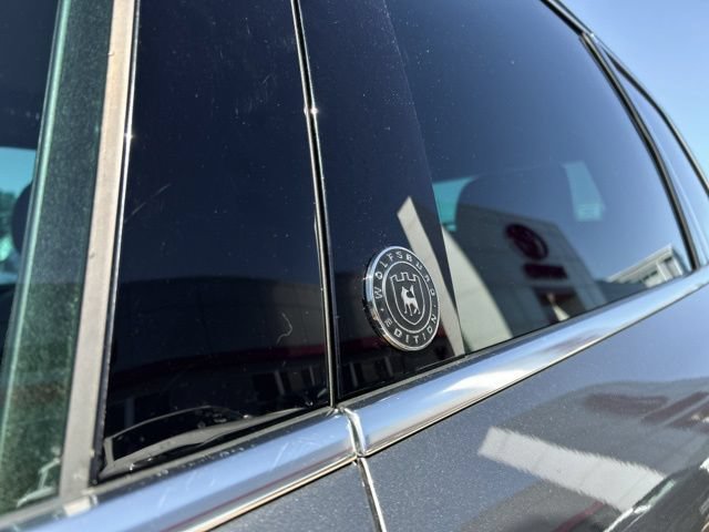 Used 2017 Volkswagen Touareg Wolfsburg Edition AWD/4WD image 16