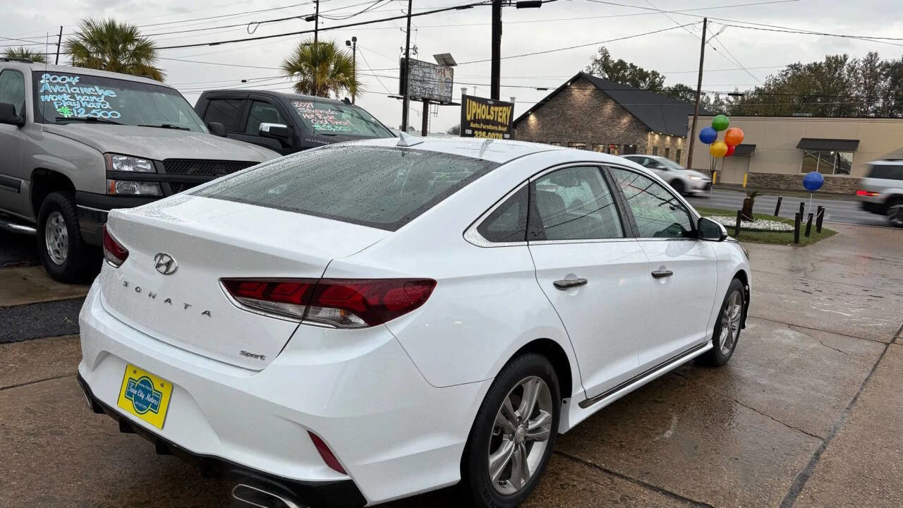 Used 2019 Hyundai Sonata Sport w/ Tech Package 03 image 3