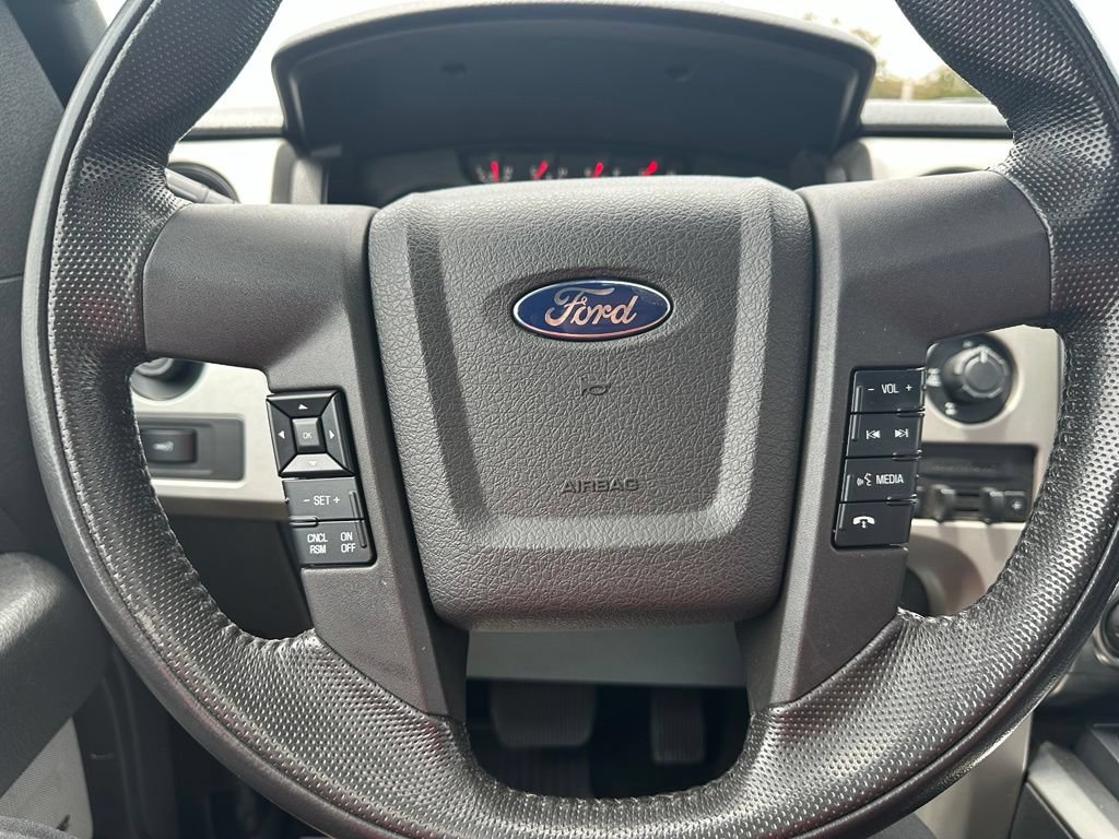 Used 2013 Ford F150 Raptor w/ Luxury Equipment Group AWD/4WD image 27