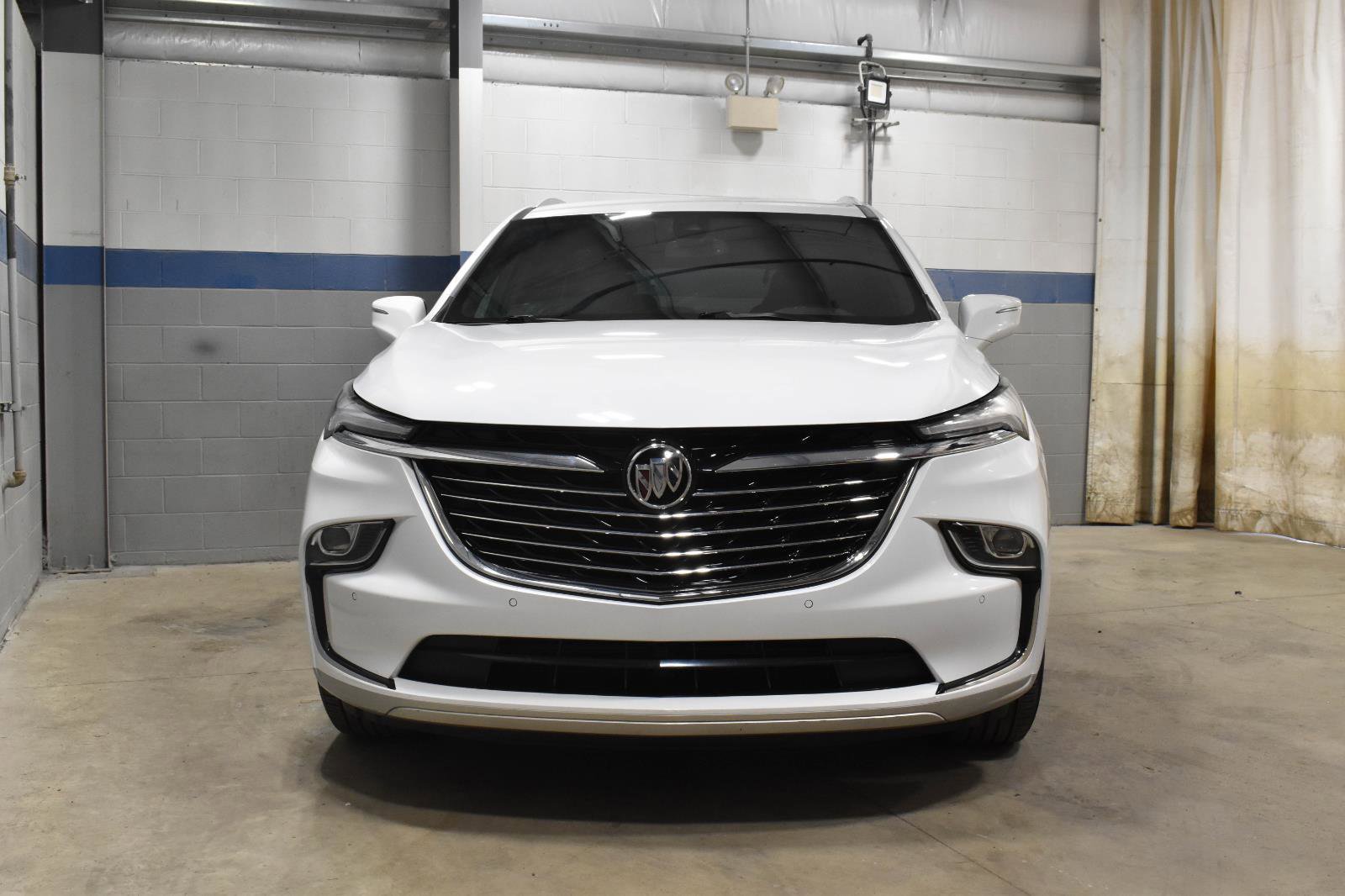 Used 2023 Buick Enclave Essence w/ LPO, Floor Liner Package FWD image 33