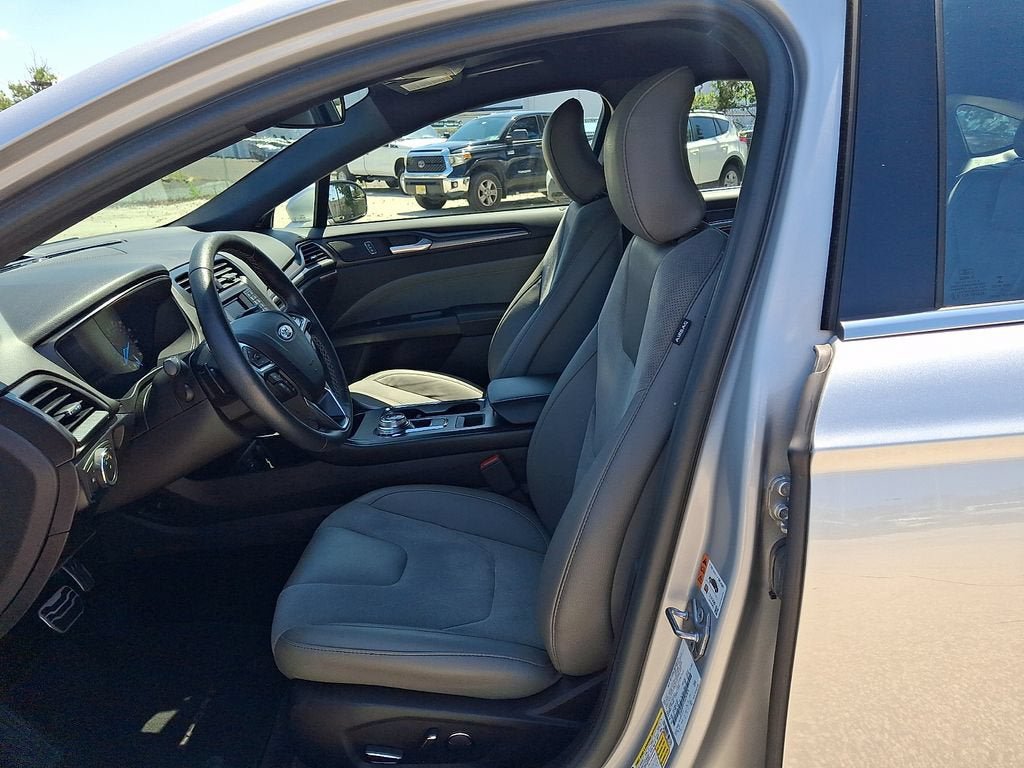 Used 2017 Ford Fusion Sport AWD/4WD image 15