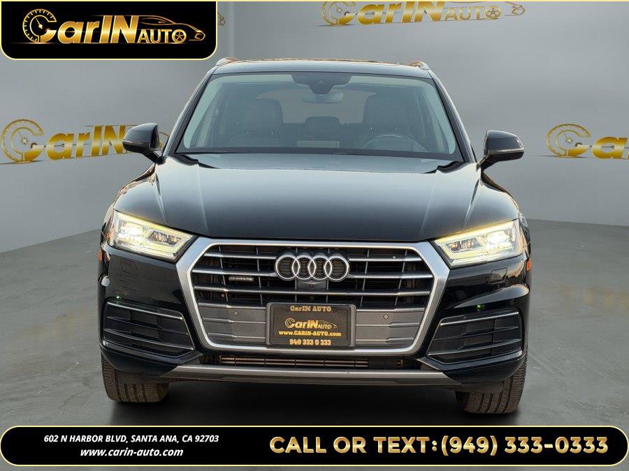 Used 2018 Audi Q5 Prestige w/ Prestige Package image 2