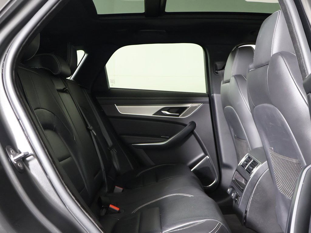 Used 2024 Jaguar F-PACE R-Dynamic S image 33