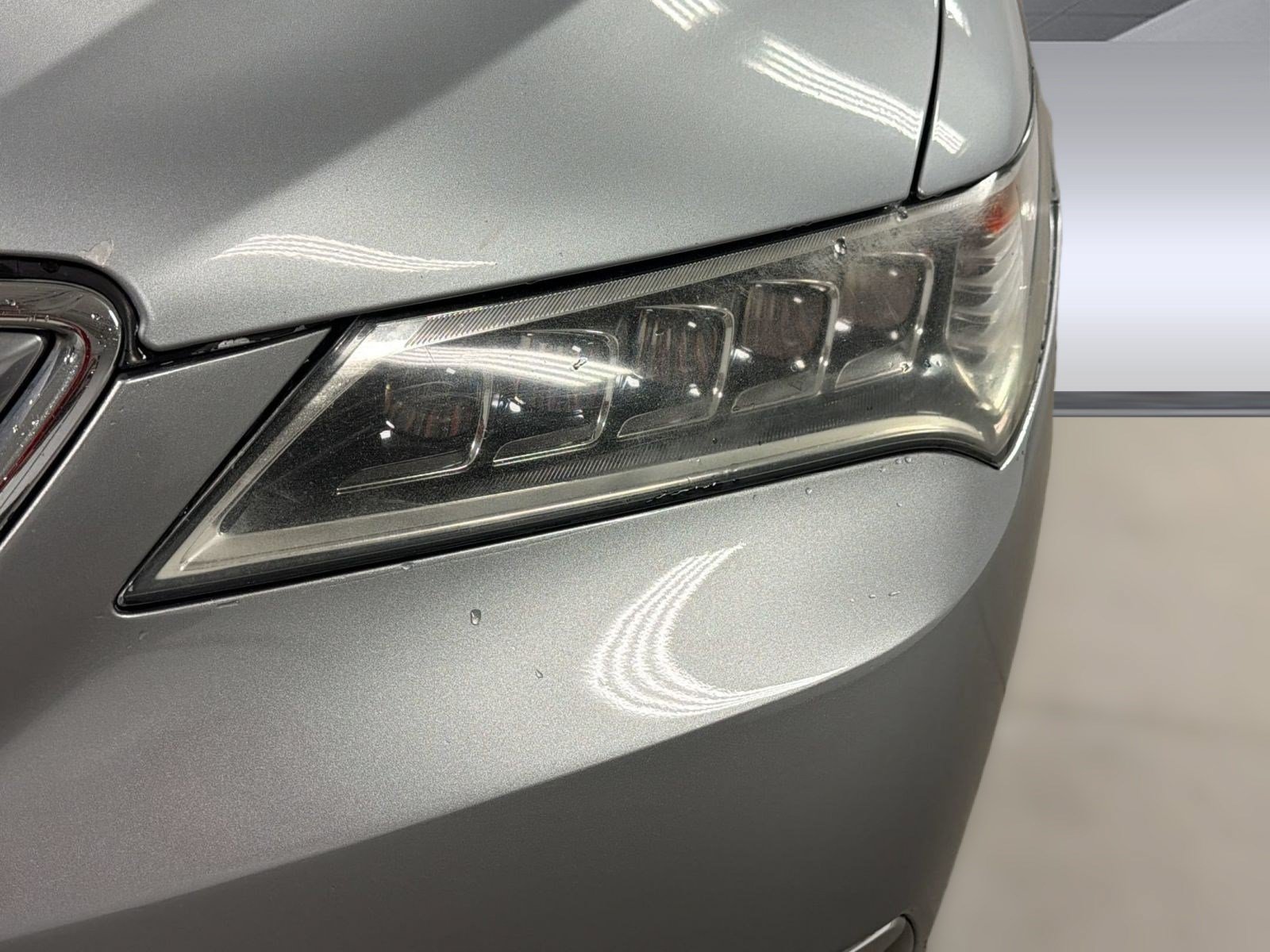 Used 2017 Acura TLX w/ Technology Package FWD image 11