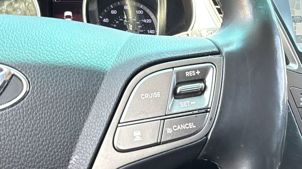 Used 2018 Hyundai Santa Fe Sport w/ 2.0T Ultimate Tech Package 05 FWD image 23