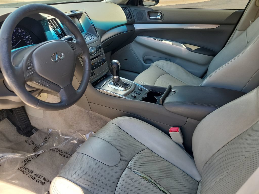 Used 2011 INFINITI G37 x Sedan w/ Premium Pkg AWD/4WD image 11