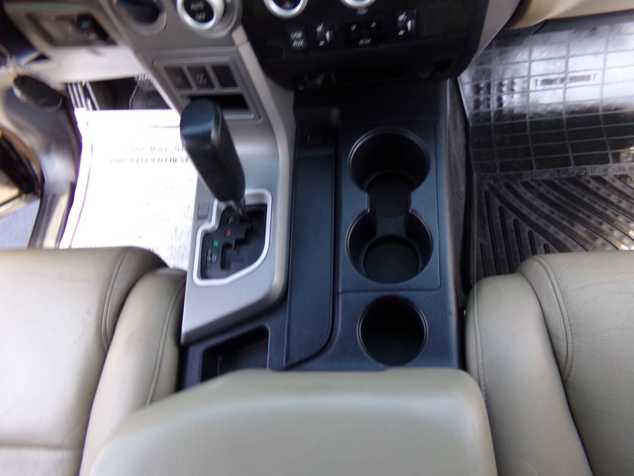 Used 2015 Toyota Sequoia SR5 w/ Premium Package AWD/4WD image 30