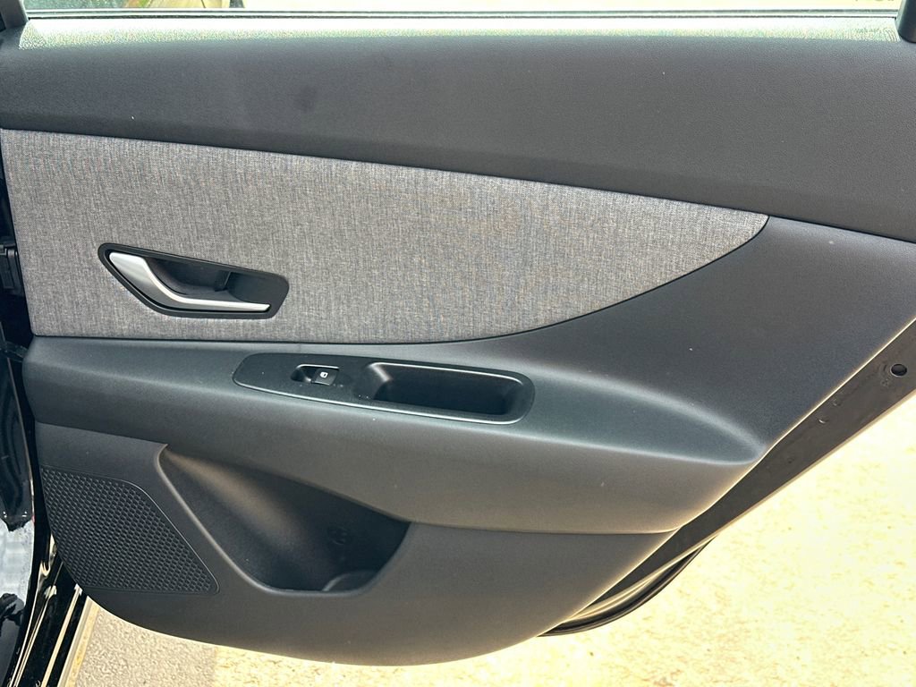 New 2026 Hyundai Elantra Limited image 16