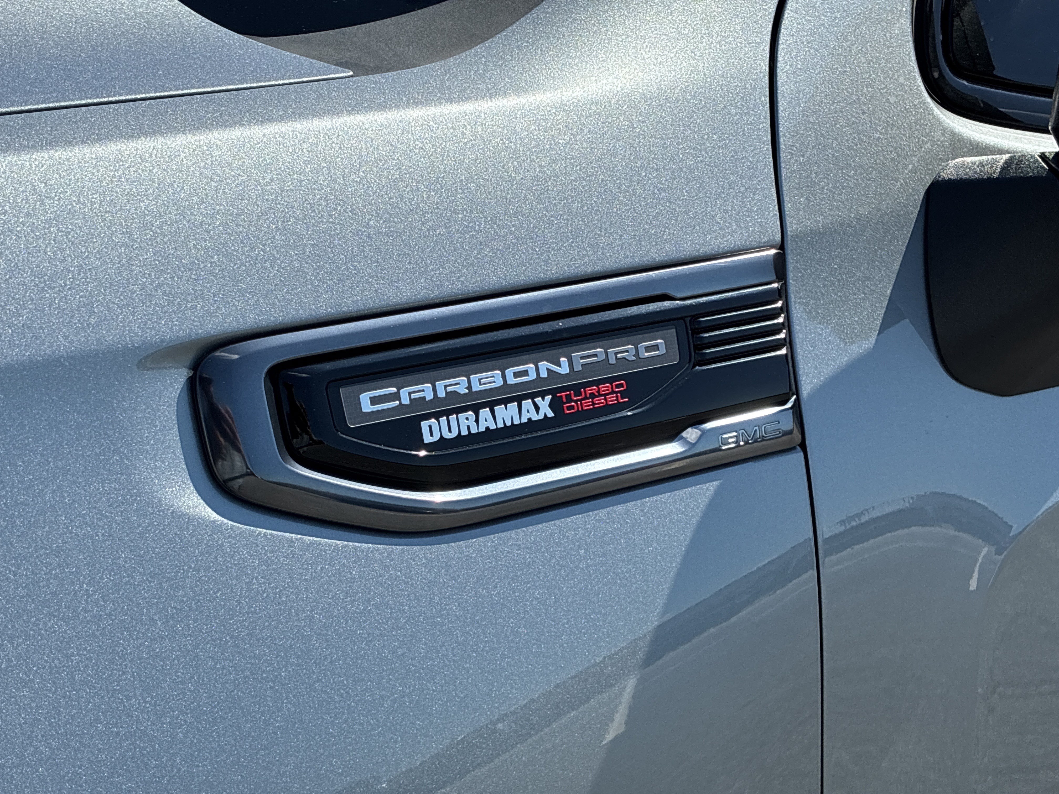 Used 2025 GMC Sierra 1500 AT4 w/ AT4 Premium Package AWD/4WD image 17