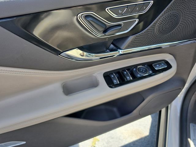 Used 2023 Lincoln Corsair FWD image 12