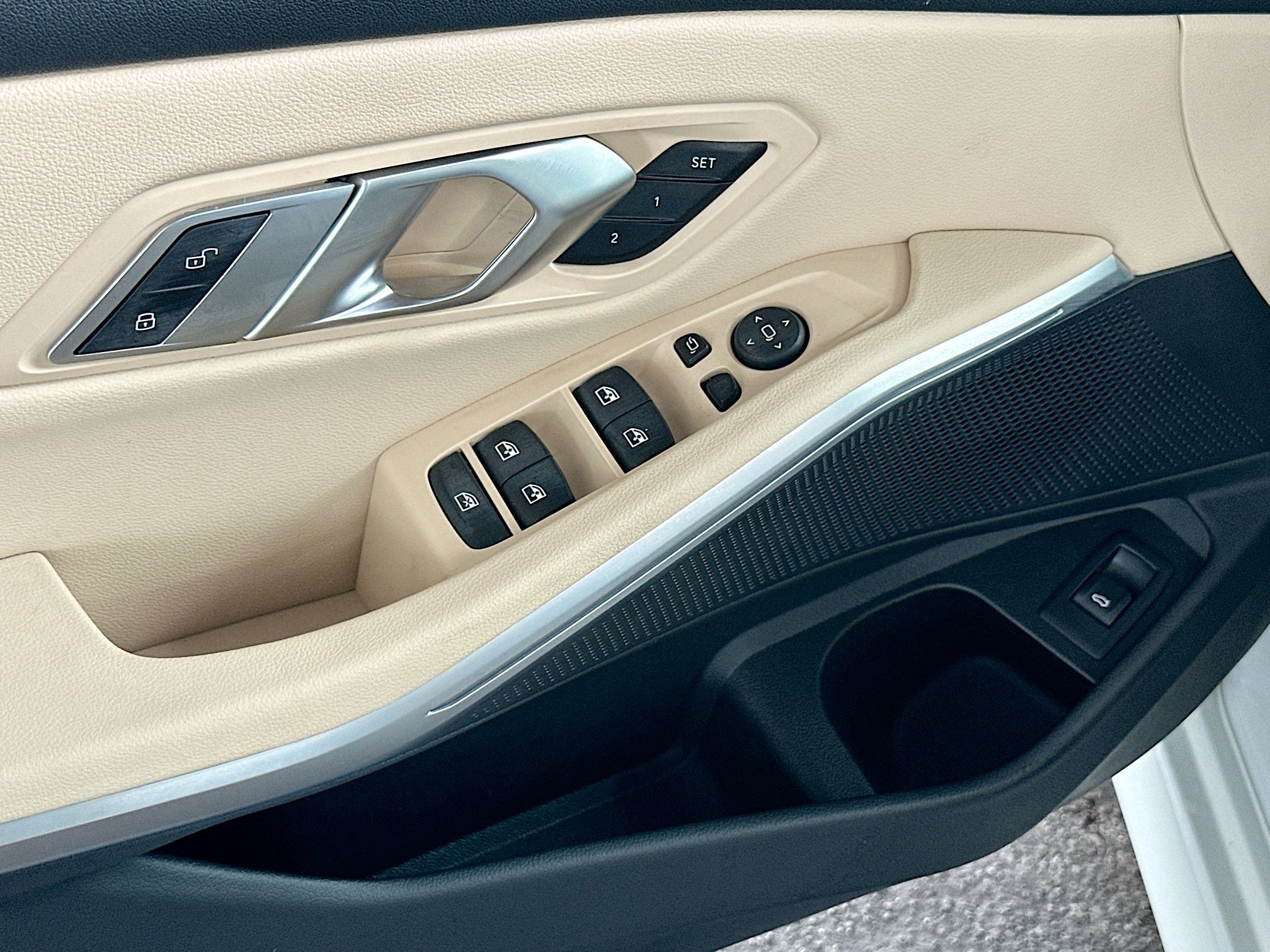 Certified 2023 BMW 330i Sedan image 18