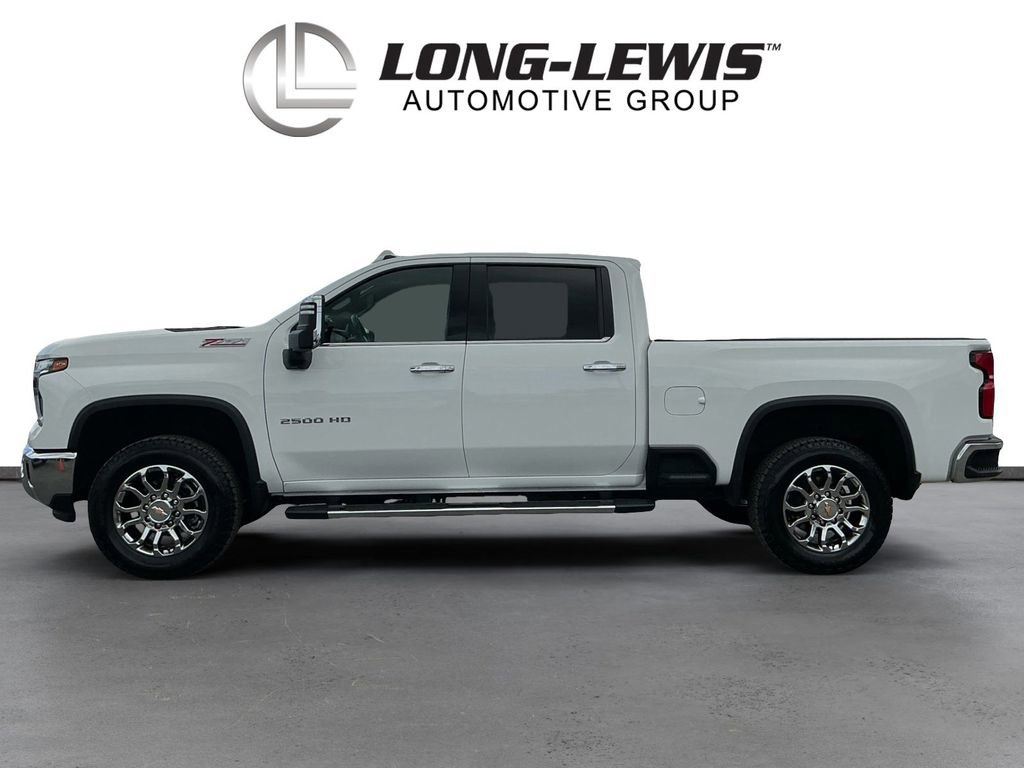 Used 2025 Chevrolet Silverado 2500 LTZ w/ LTZ Premium Package image 2