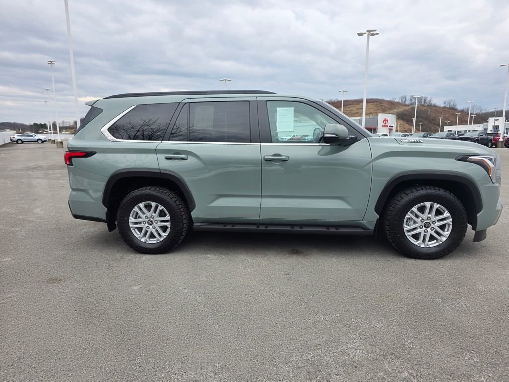 Used 2024 Toyota Sequoia SR5 w/ SR5 Premium Package image 4