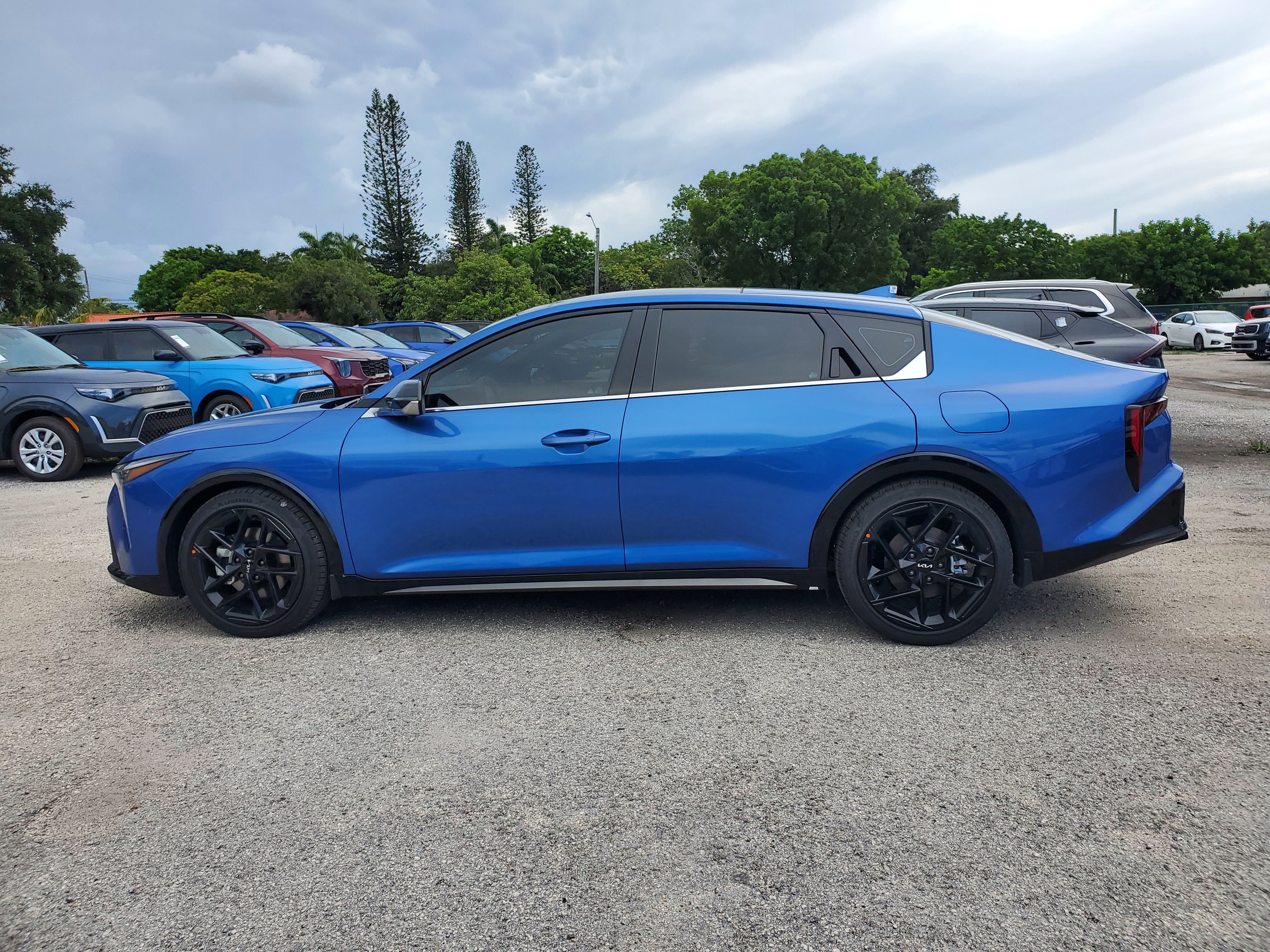 New 2025 Kia K4 GT-Line Turbo FWD image 4