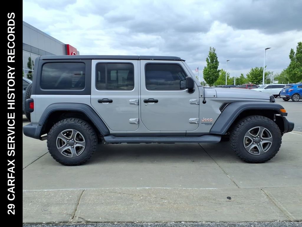 Used 2018 Jeep Wrangler Unlimited Sport S AWD/4WD image 8