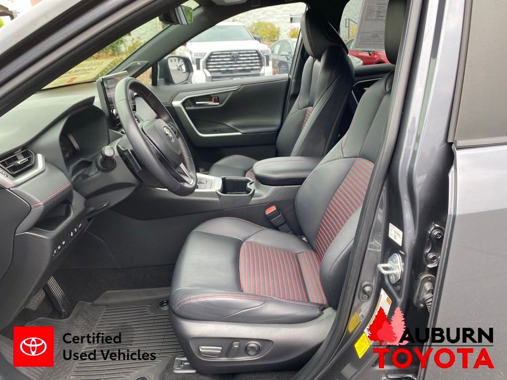 Used 2024 Toyota RAV4 XSE w/ Weather Package AWD/4WD image 32