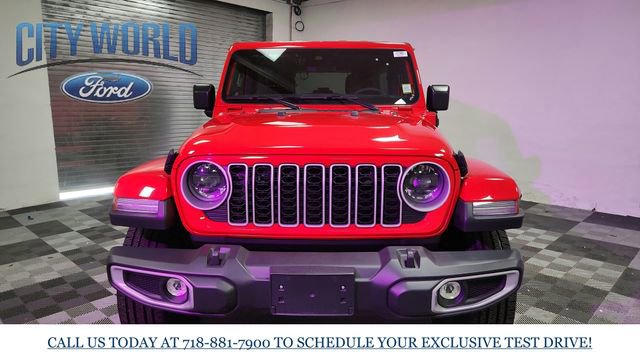 Used 2025 Jeep Wrangler Unlimited Sahara image 3