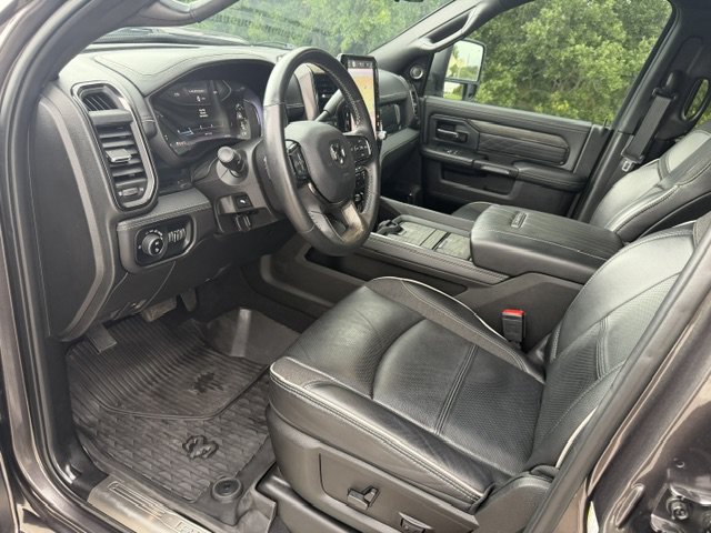 Used 2025 RAM 2500 Limited AWD/4WD image 11