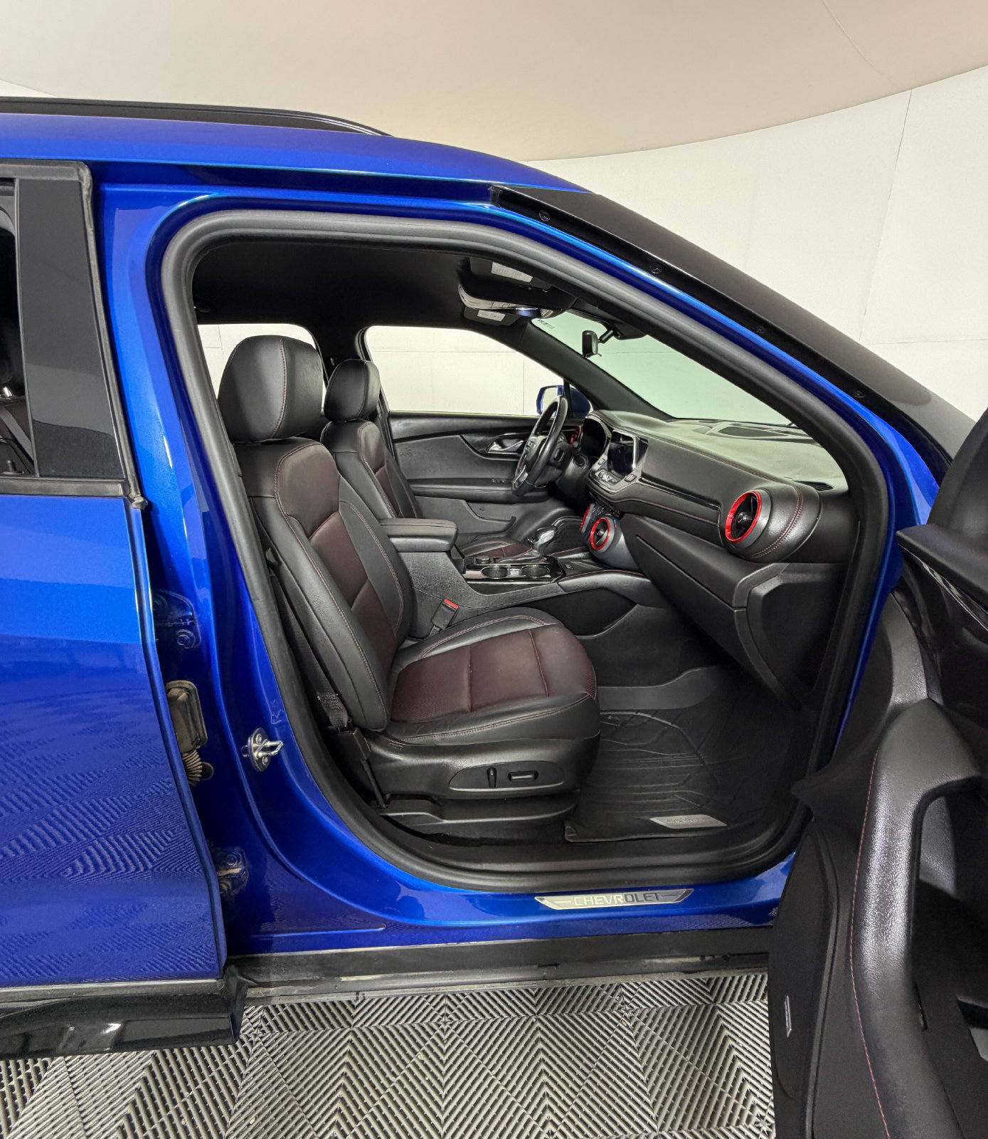 Used 2019 Chevrolet Blazer RS FWD image 5