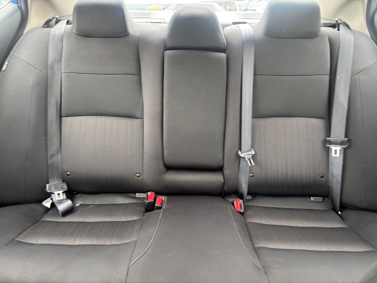 Used 2025 Nissan Altima 2.5 SV FWD image 38