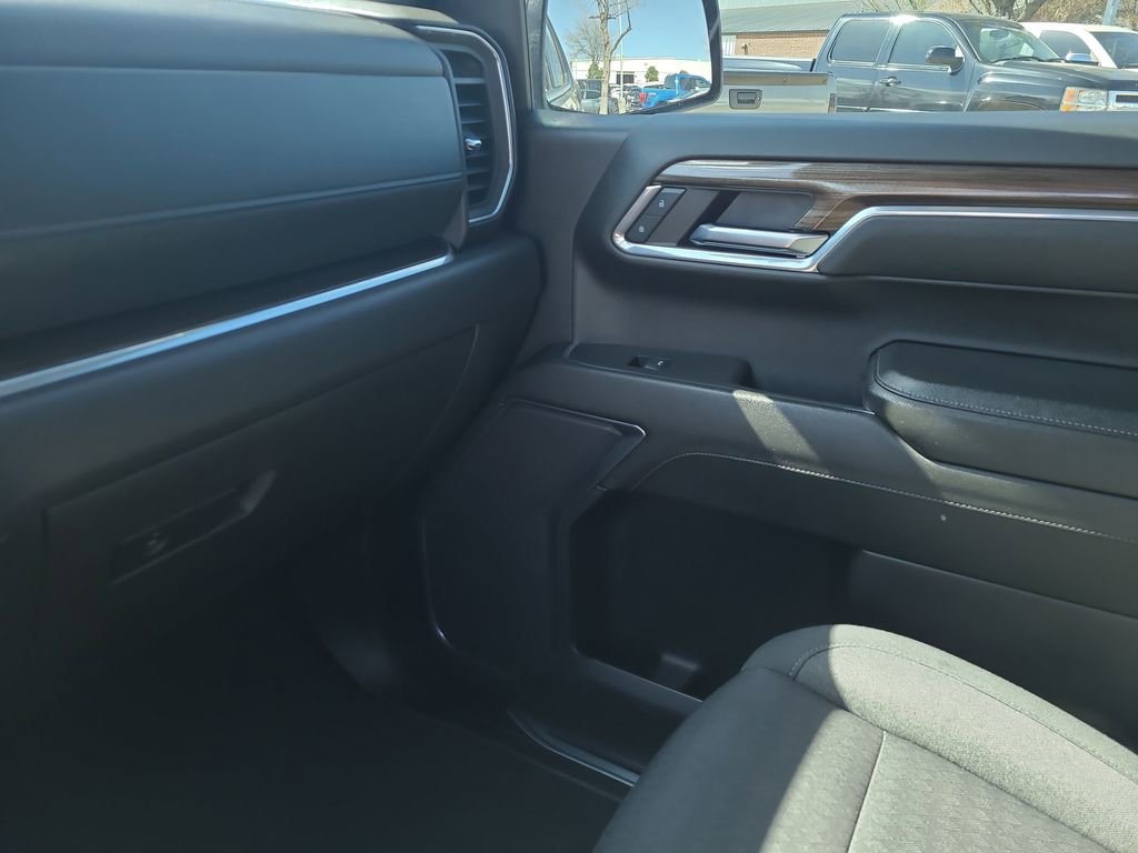 Used 2024 Chevrolet Silverado 1500 RST image 21