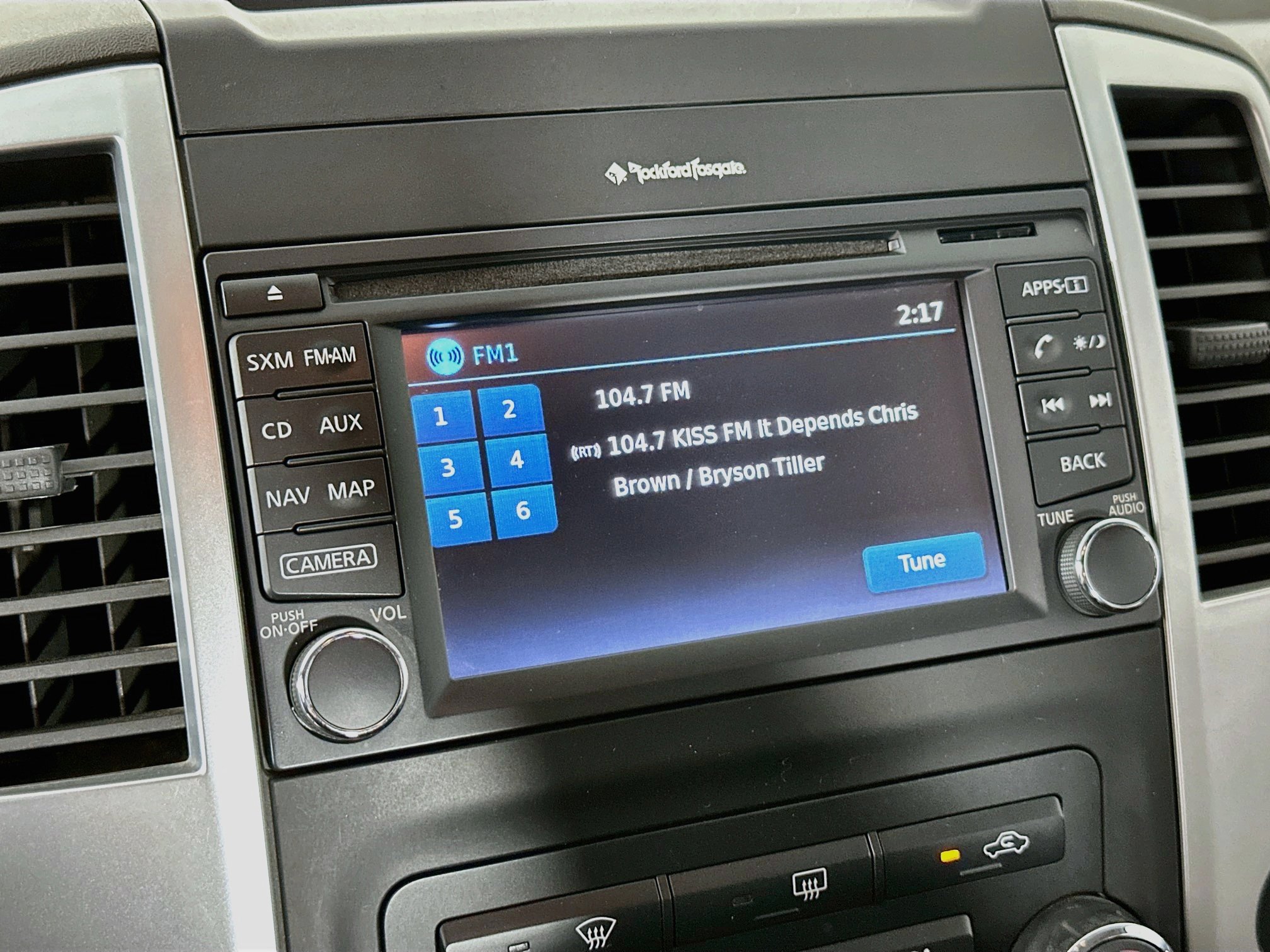Used 2015 Nissan Xterra PRO-4X AWD/4WD image 19