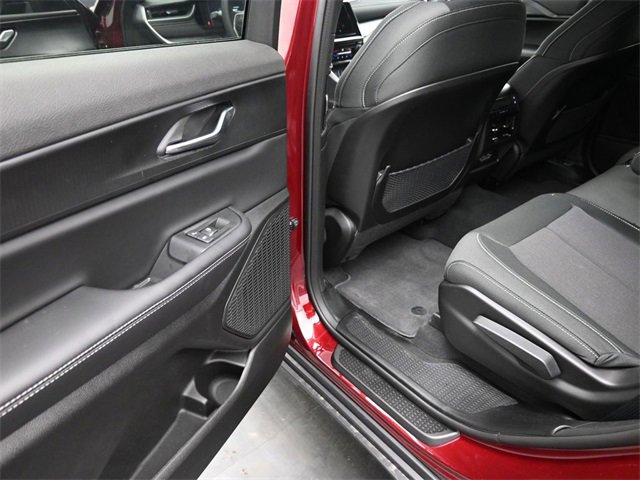 New 2025 Jeep Grand Cherokee L Laredo image 16