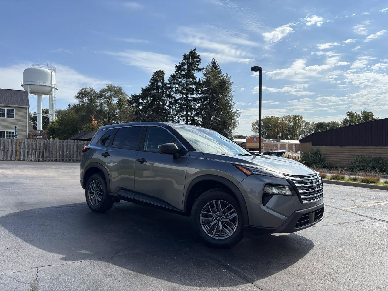 Used 2024 Nissan Rogue S AWD/4WD image 11