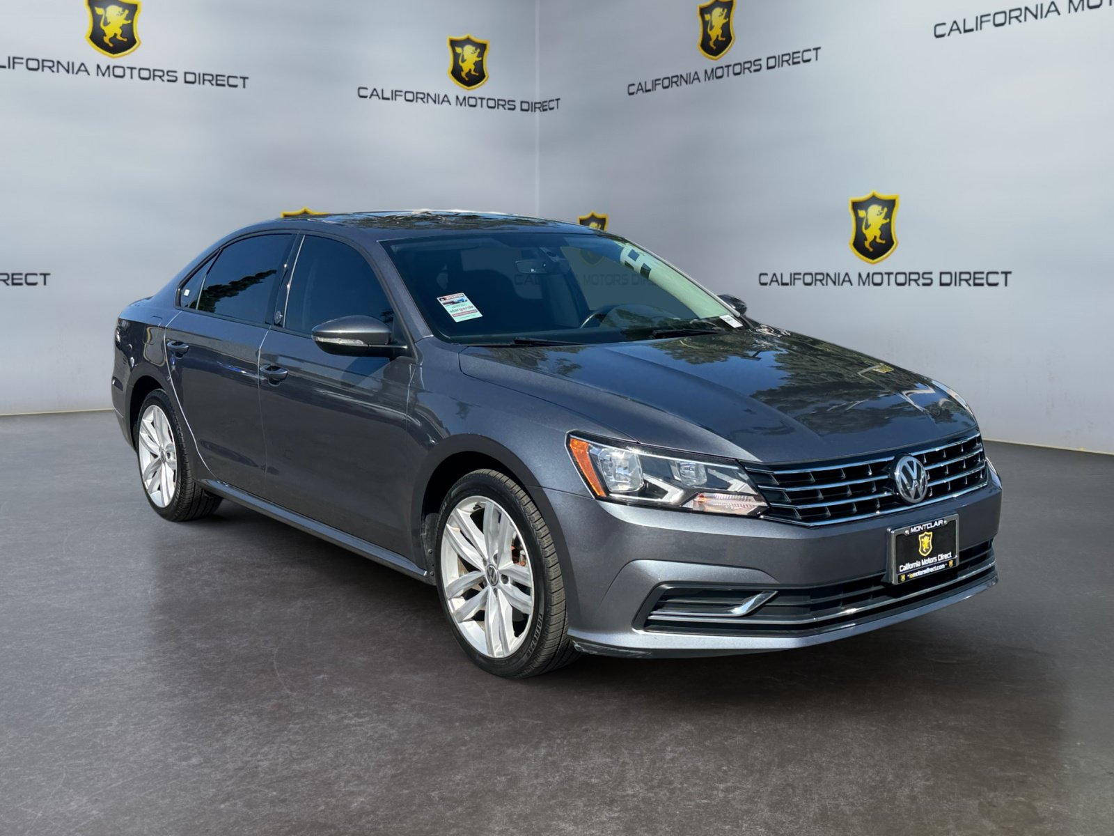 Used 2019 Volkswagen Passat 2.0T Wolfsburg w/ Wheels & Sunroof Package FWD image 7