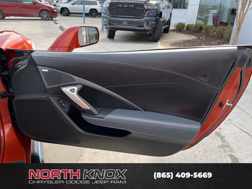 Used 2015 Chevrolet Corvette Z06 w/ 3LZ Preferred Equipment Group image 25