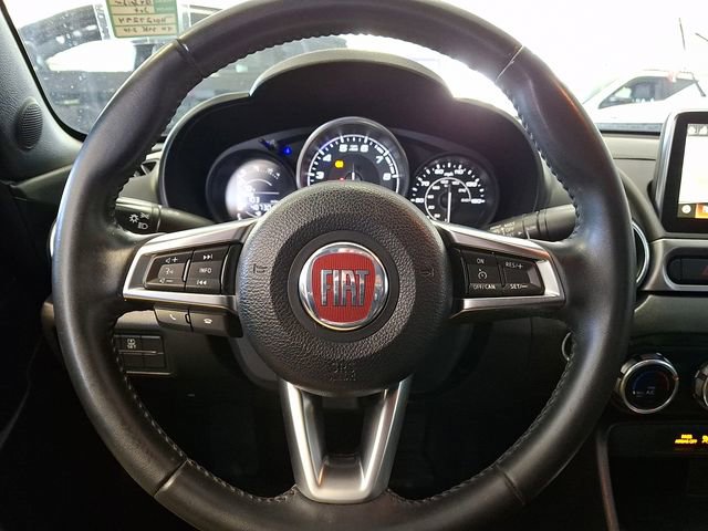 Used 2017 FIAT 124 Spider Classica image 13