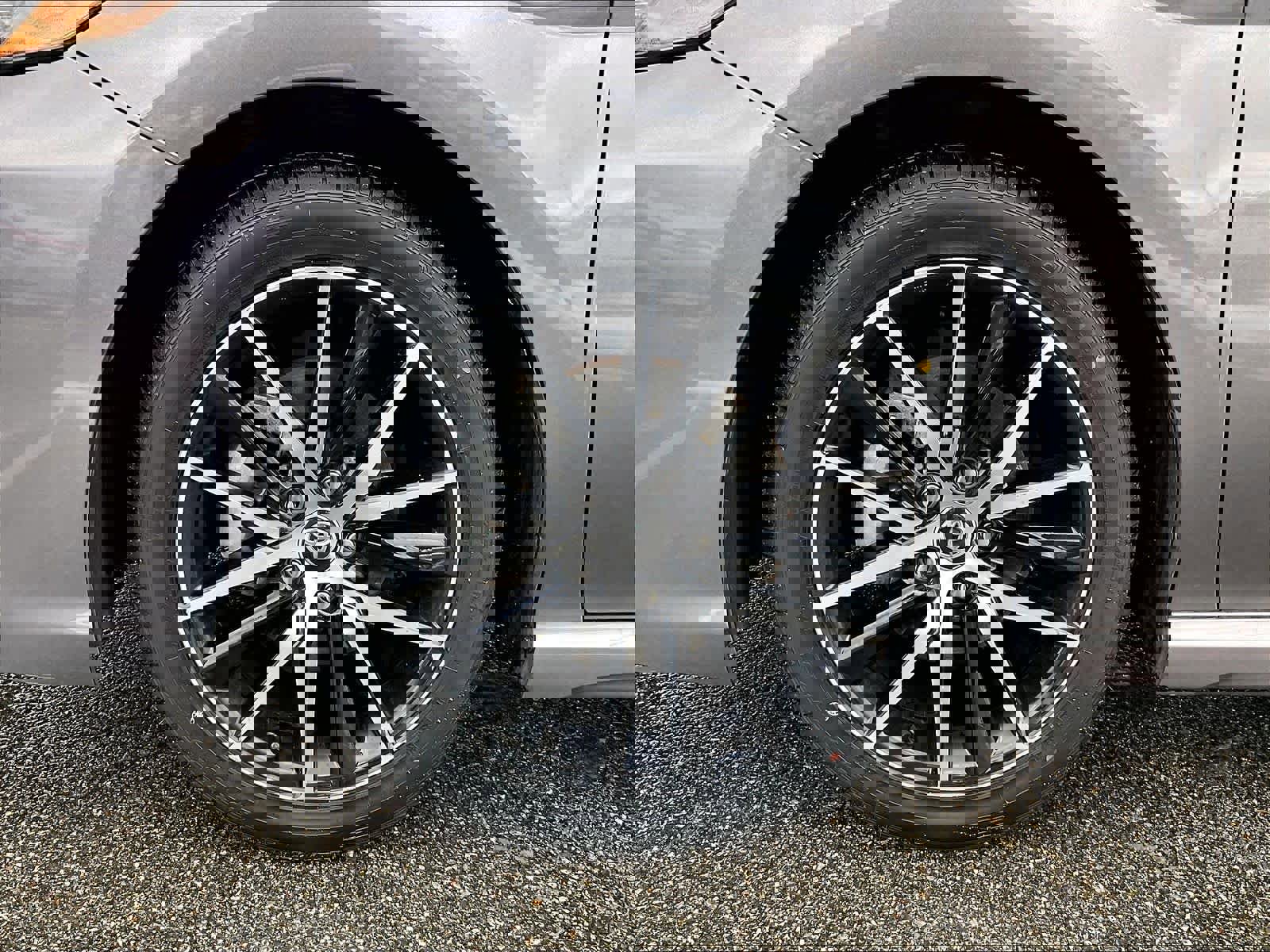 Used 2024 Toyota Camry SE image 7