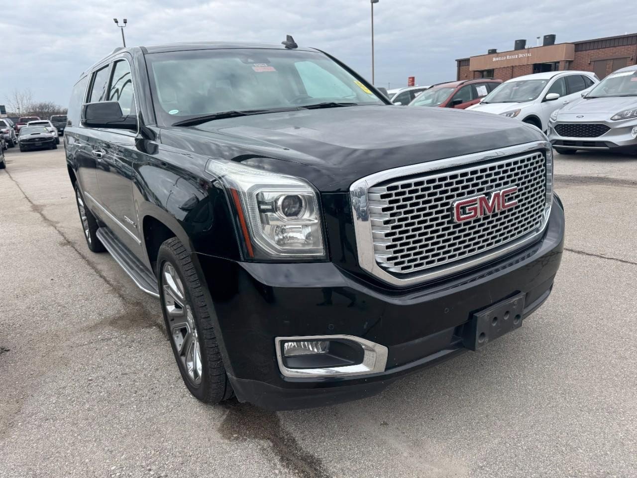 Used 2016 GMC Yukon XL Denali w/ Open Road Package image 3