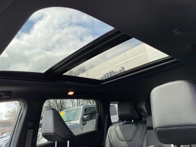 Used 2025 INFINITI QX60 Luxe AWD/4WD image 16