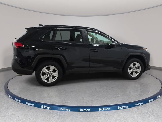 Used 2019 Toyota RAV4 XLE w/ Convenience Package AWD/4WD image 5