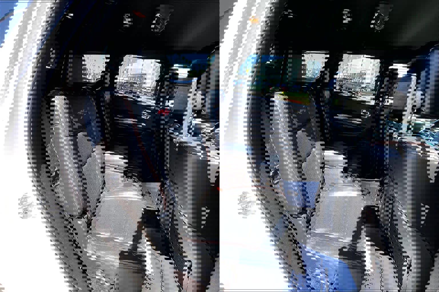 Used 2017 Dodge Durango R/T w/ Technology Group image 19