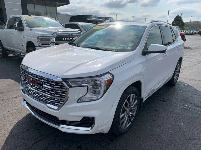 Certified 2023 GMC Terrain Denali w/ Denali Premium Package image 11