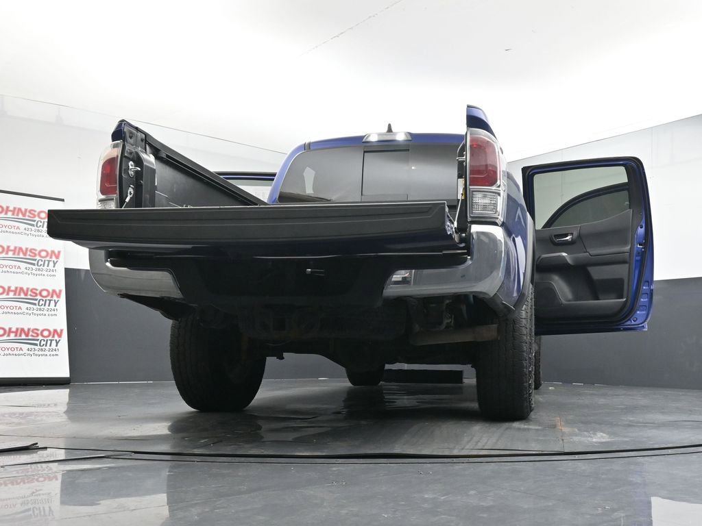 Used 2023 Toyota Tacoma TRD Off-Road image 29