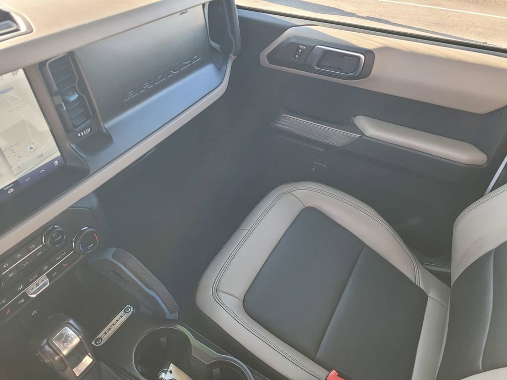 Used 2023 Ford Bronco Wildtrak image 12