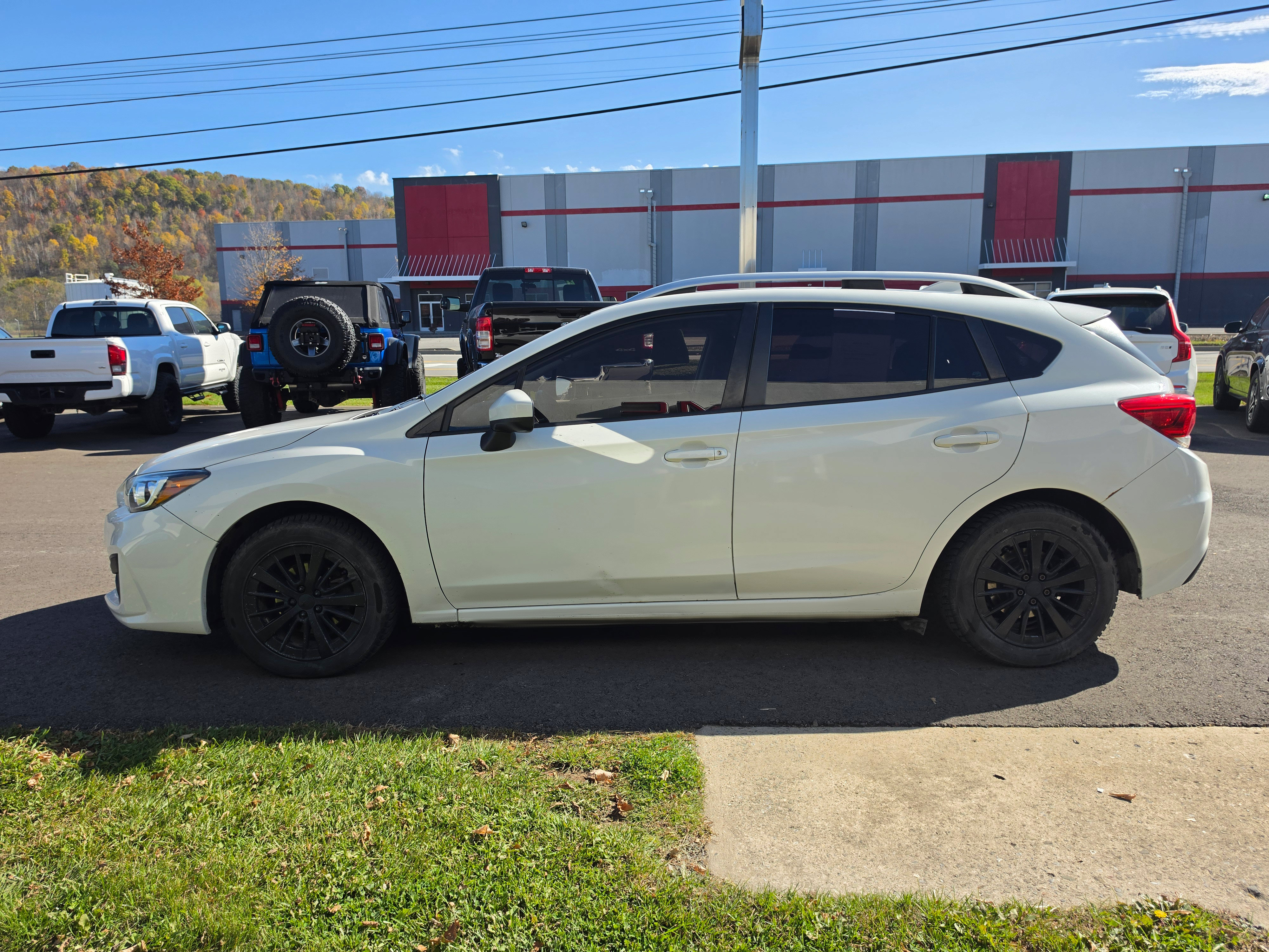 Used 2018 Subaru Impreza 2.0i Premium w/ Eyesight & BSD & Rcta AWD/4WD image 6