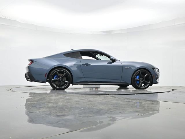 Used 2024 Ford Mustang GT Premium image 32
