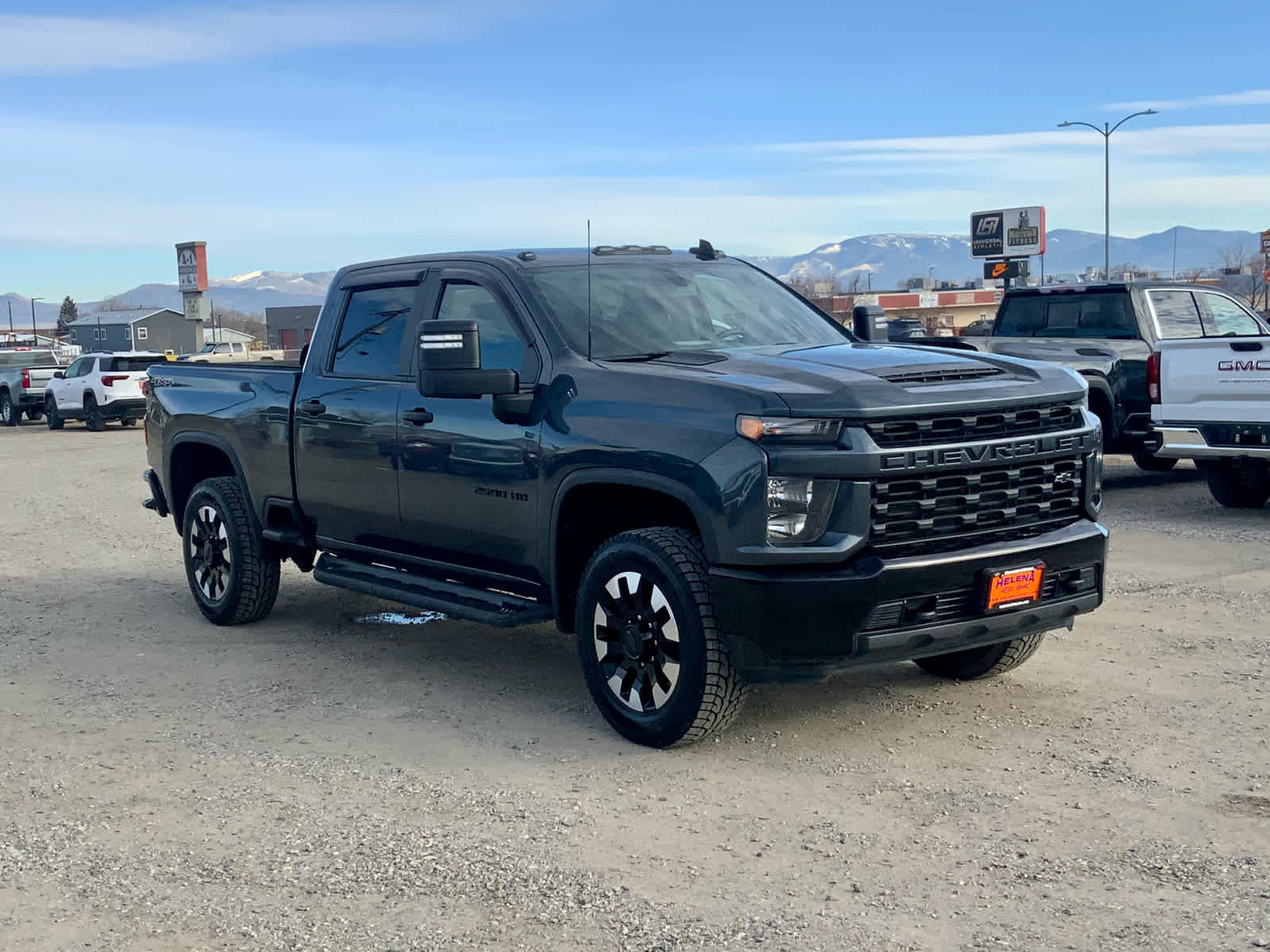 Used 2020 Chevrolet Silverado 2500 Custom w/ Custom Value Package image 7