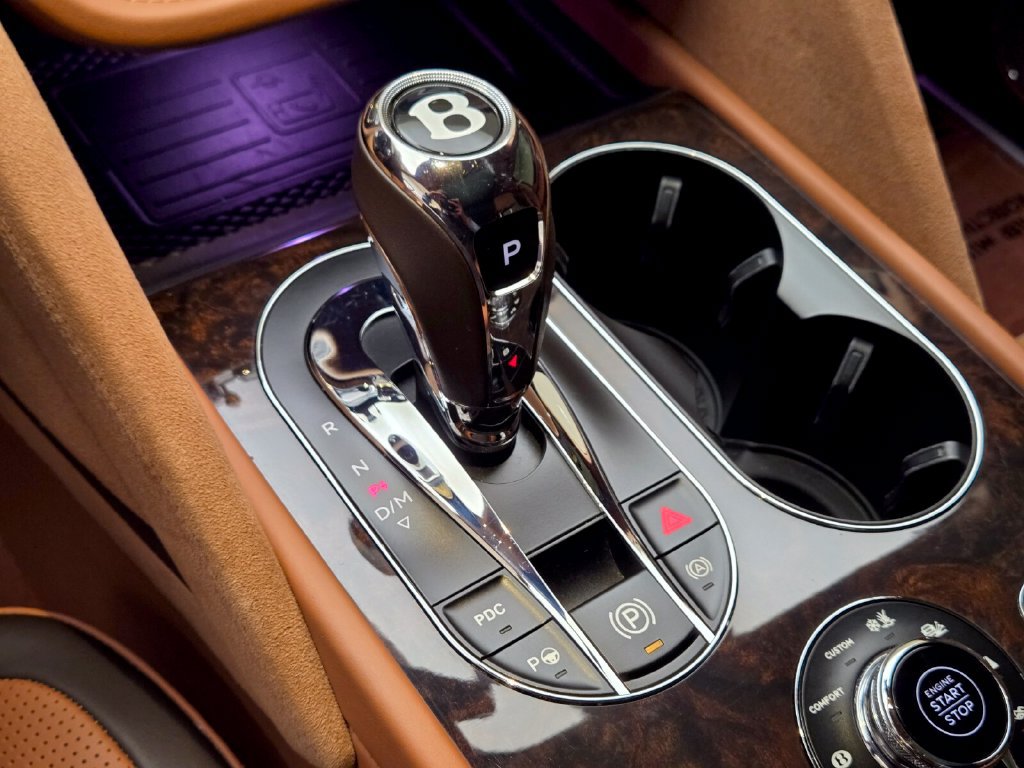 Certified 2023 Bentley Bentayga Speed AWD/4WD image 38