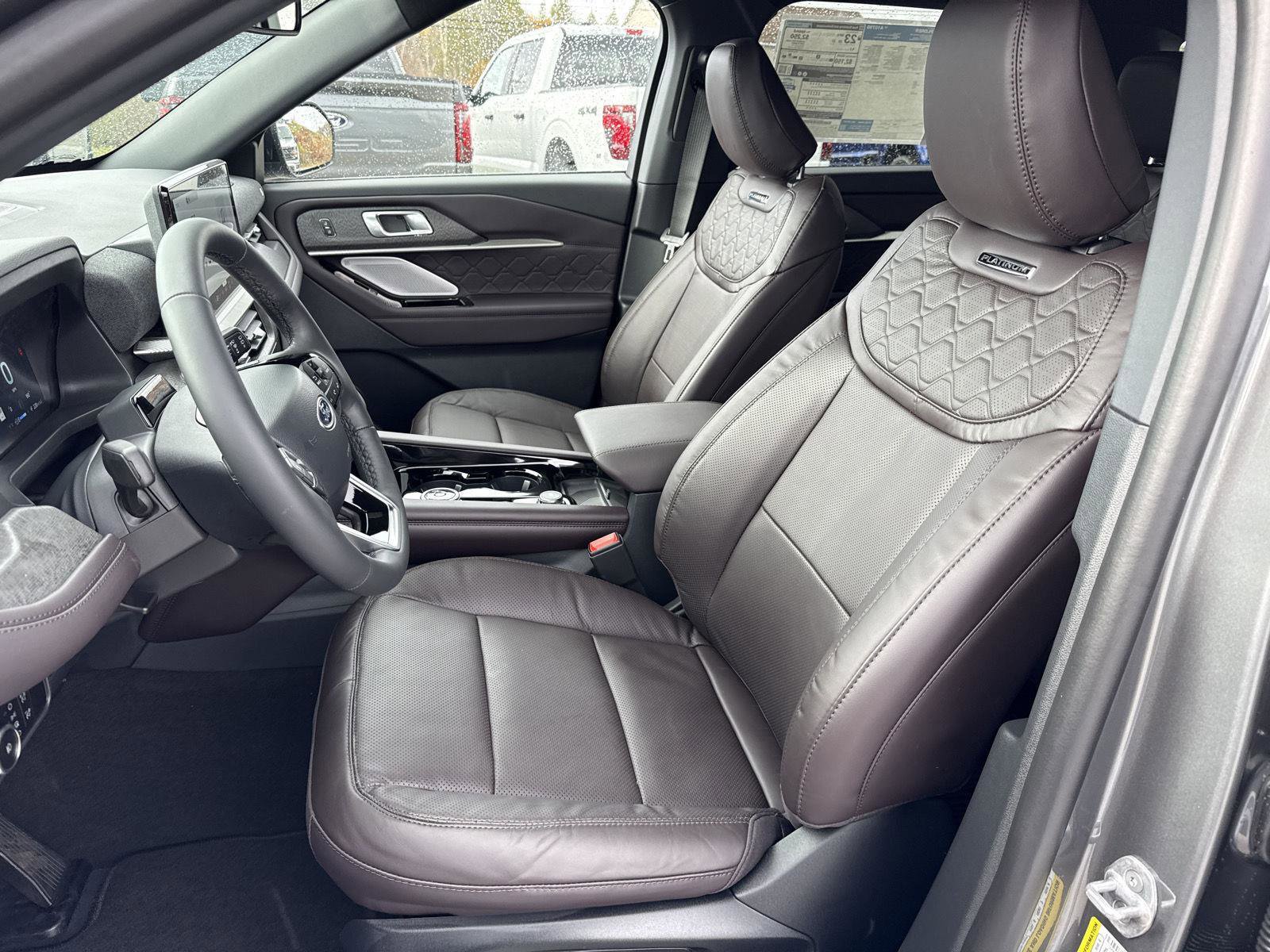 New 2026 Ford Explorer Platinum w/ LUX Leather Package image 11
