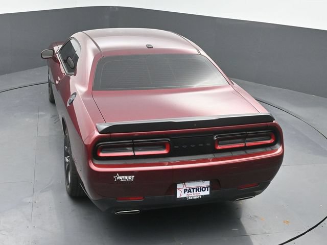 Used 2022 Dodge Challenger SXT RWD image 30