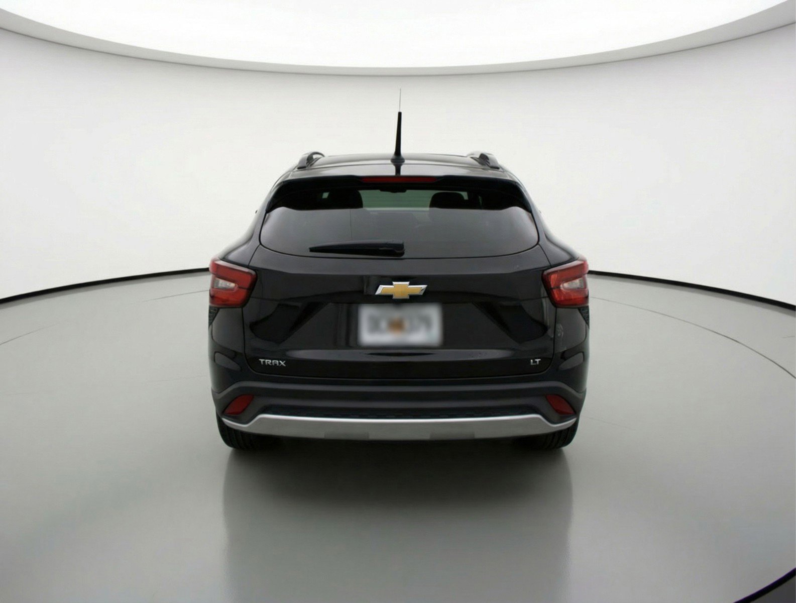 Used 2025 Chevrolet Trax LT w/ LT Convenience Package image 6