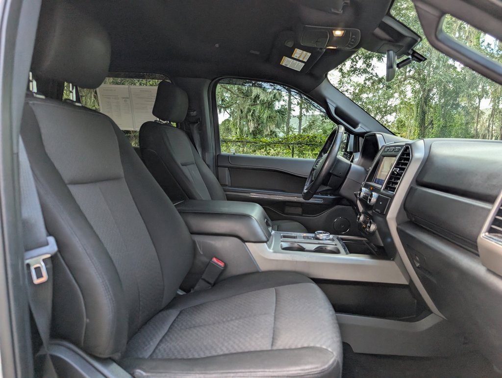 Used 2020 Ford Expedition Max XLT image 19