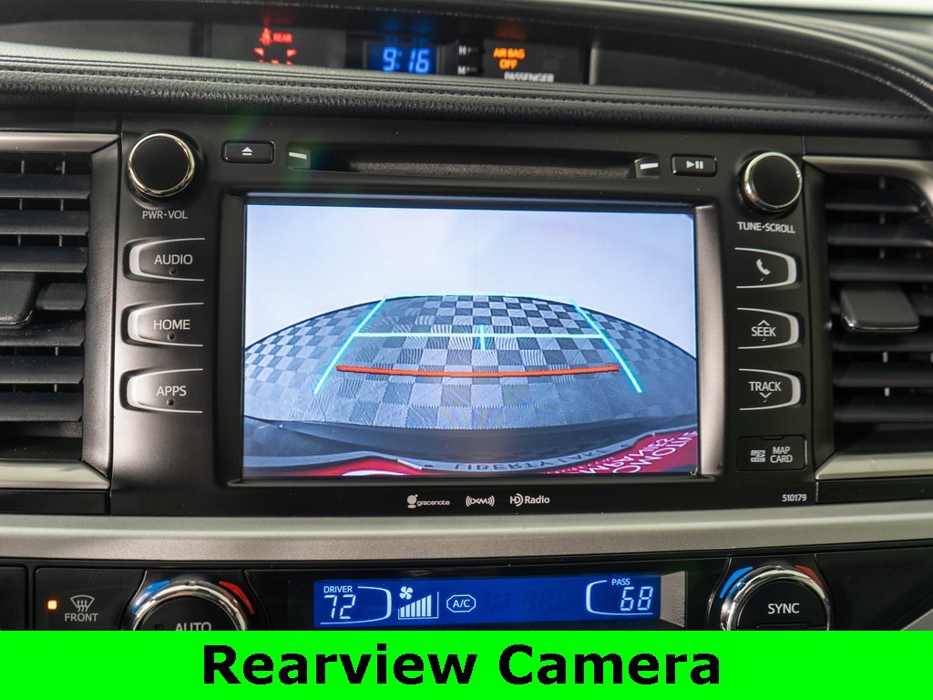 Used 2018 Toyota Highlander SE image 22